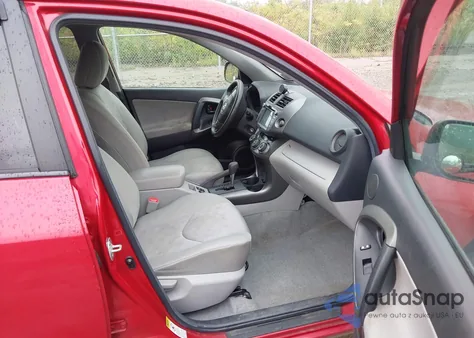 2011 Toyota Rav4 из США, поврежденный, VIN 2T3BF4DV2BW158357